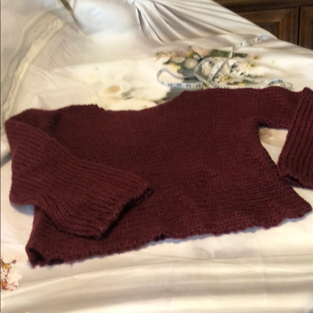 Used sweaters size S by Harlyn